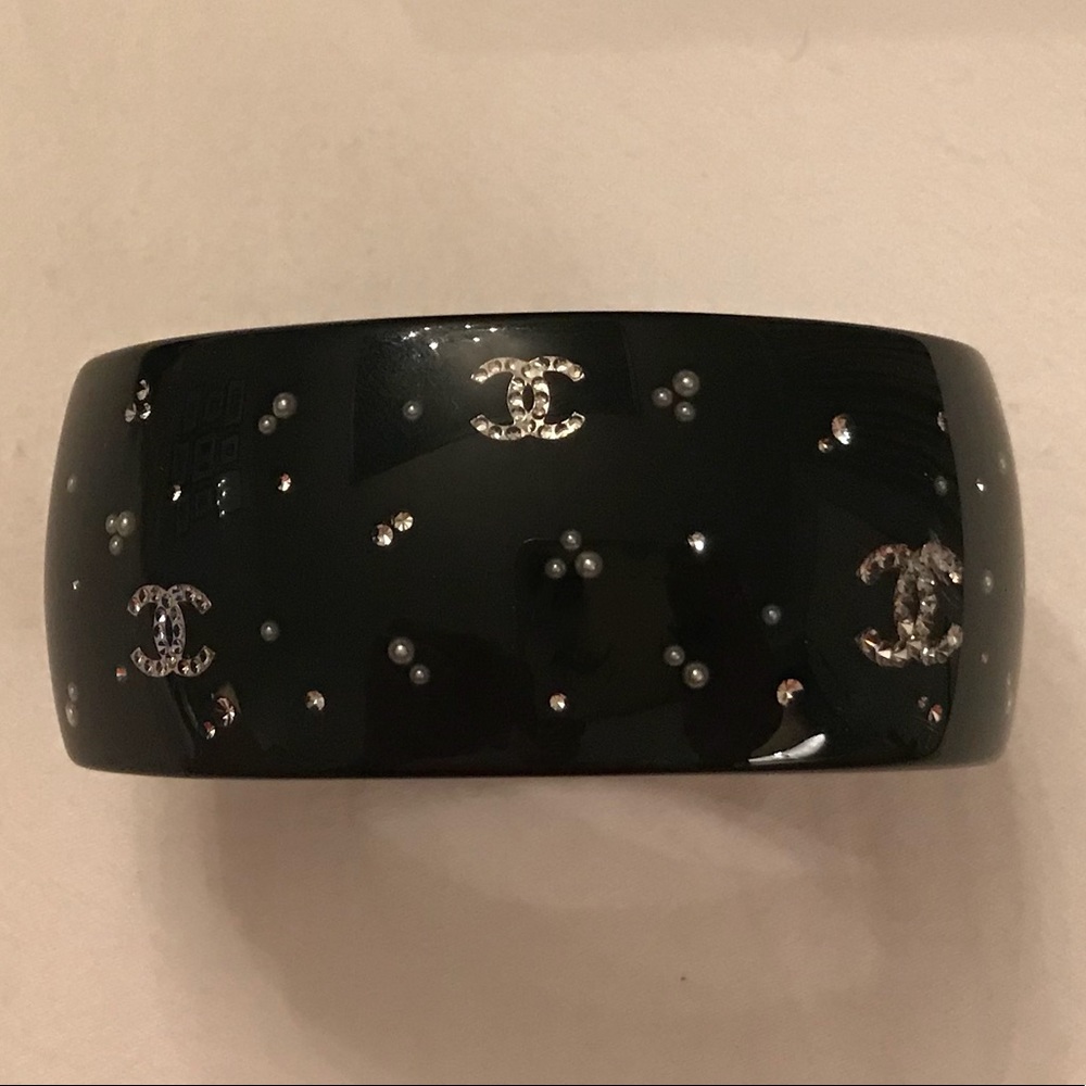 CHANEL signature CC acrylic rhinestone cuff